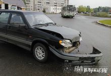 В Великих Луках на Дружбе пробка в связи с ДТП (фото)