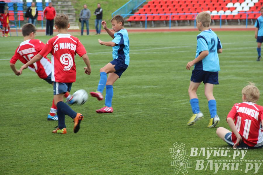 Финальные игры футбольного фестиваля «Локобол-РЖД-2014»