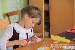 Великолукских лицеистов посвятили в «Маленькие мастера»