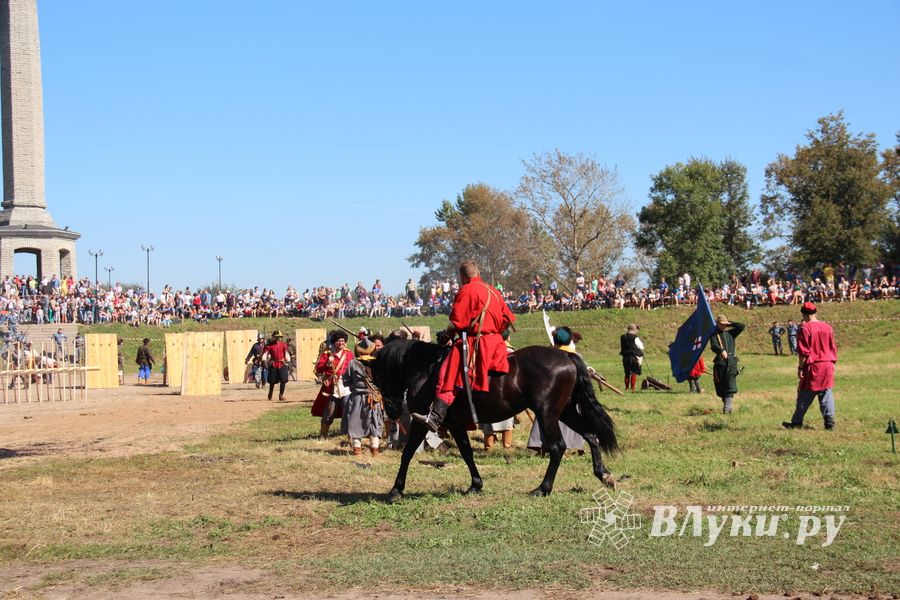 Великолукская Крепость соединила прошлое и настоящее (ФОТО)