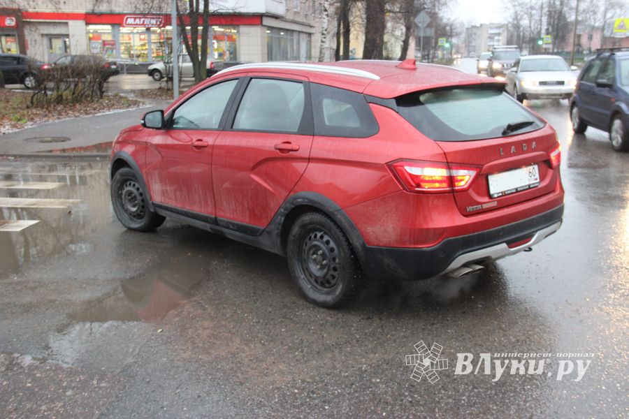 ДТП на проспекте Гагарина в Великих Луках (ФОТО)