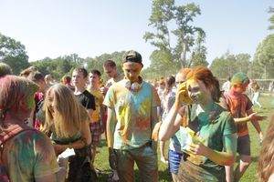 Яркие эмоции «ColorFest» в Великих Луках (ФОТО)