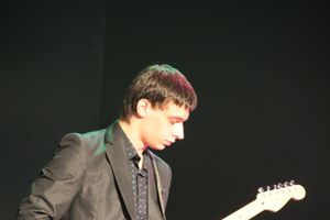 В Великих Луках прошел фестиваль живой музыки «Ставим на аватарках небо» (фото)