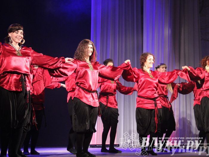 Фестиваль восточного танца «Мафраш» прошел в Великих Луках (фото)