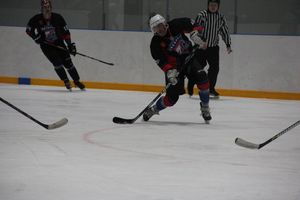 Памятный турнир по хоккею прошел в великолукском «Айсберге» (ФОТО)