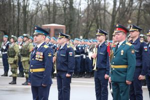 В Великих Луках прошел Парад Победы (ФОТО)