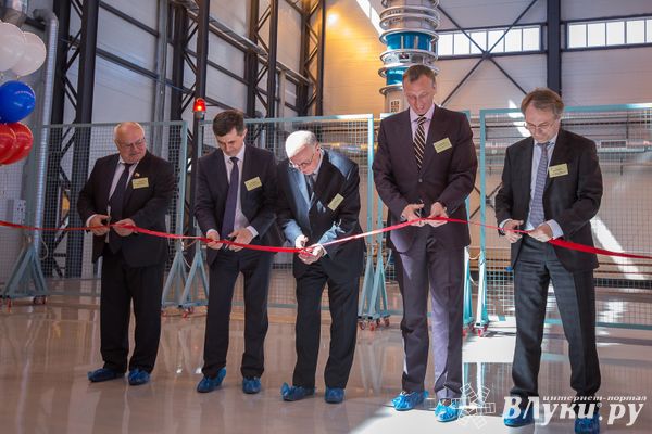 Великолукский завод электротехнического оборудования запустил крупнейшую в России испытательную станцию (фото)