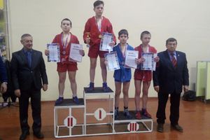 Великолукские самбисты привезли «бронзу» из Торжка (ФОТО)