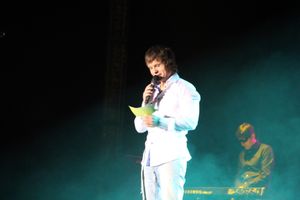 В Великих Луках состоялся концерт Артура (фото)