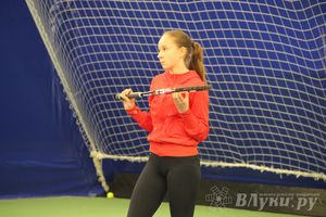 В СК «Ника» проходит открытый городской турнир по большому теннису (фото)