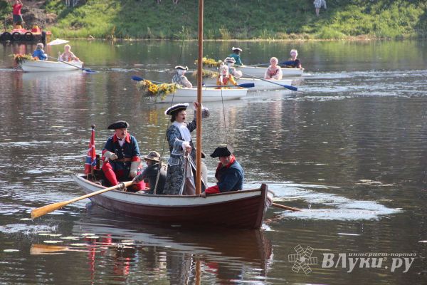В День города пройдёт «Парад плавательных средств» (6+)