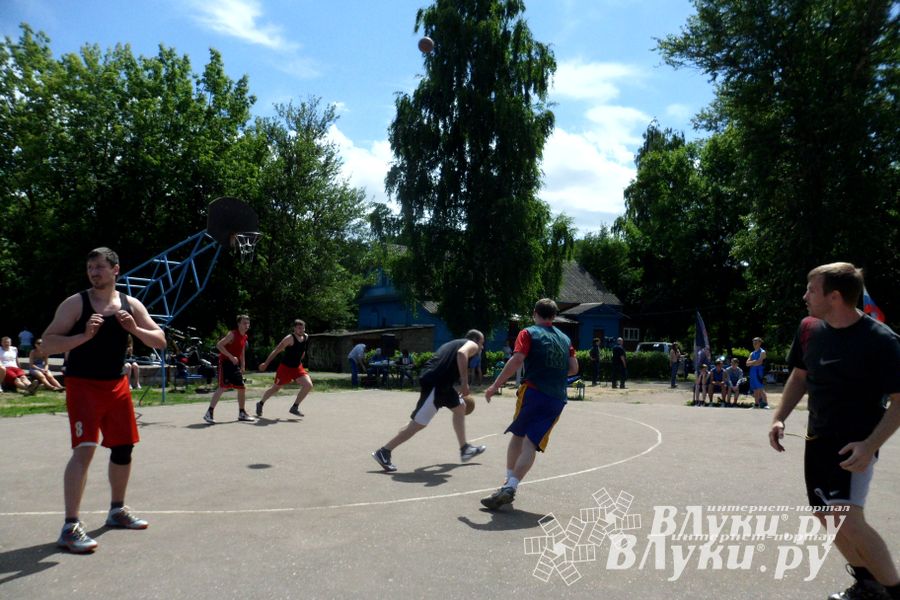 В Великих Луках прошел Всероссийский олимпийский день (фото)