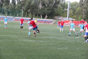 В минувшие выходные великолучане сыграли в футбол (фото)