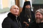 Президент Владимир Путин посетил Псково-Печерский монастырь  (ФОТО)