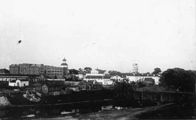Вид с крепостного вала на церковь Вознесенского монастыря. 1936 год.