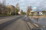 В Великих Луках из-за прорыва трубы затопило улицу (ФОТО)