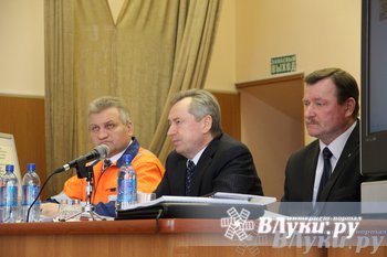 ​Начальник Октябрьской железной дороги разъяснил ситуацию с поездами по маршрутам Великие Луки-Москва и Великие Луки-Санкт-Петербург