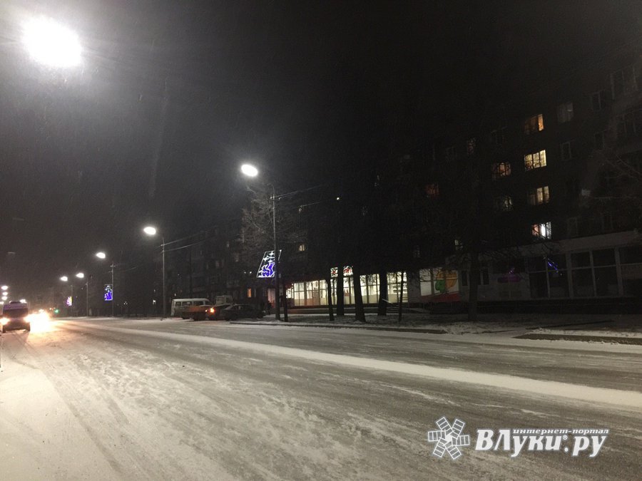 Новогодние Консоли На Опоры Освещения Новогодние Консоли На Опоры Освещения